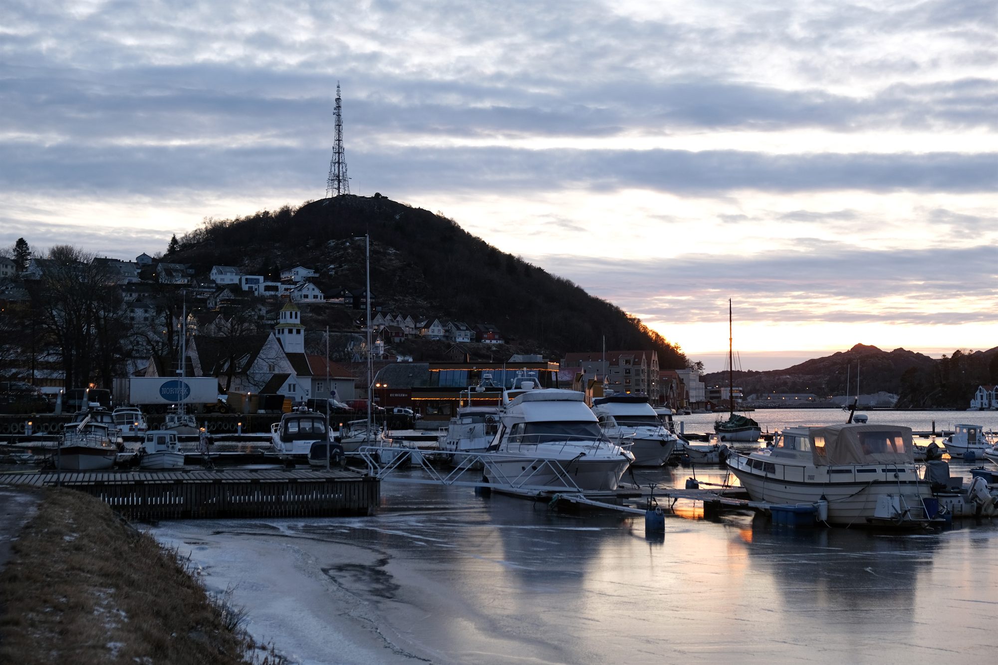 Havnen i Egersund, sentrumskontekst for Tideless og Egersund Visefestival