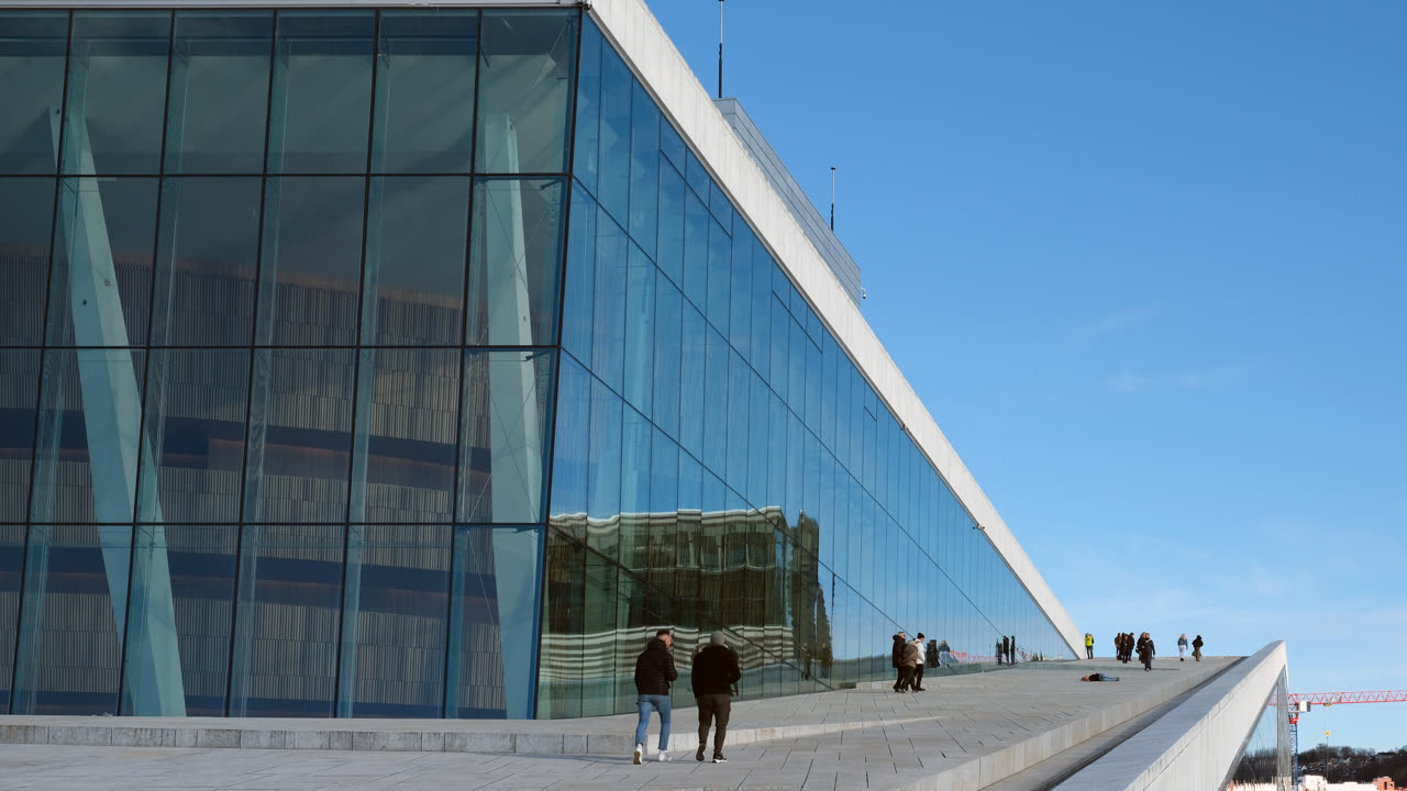 Operahuset i Bjørvika i Oslo, like ved festivalområdet SALT på Langkaia