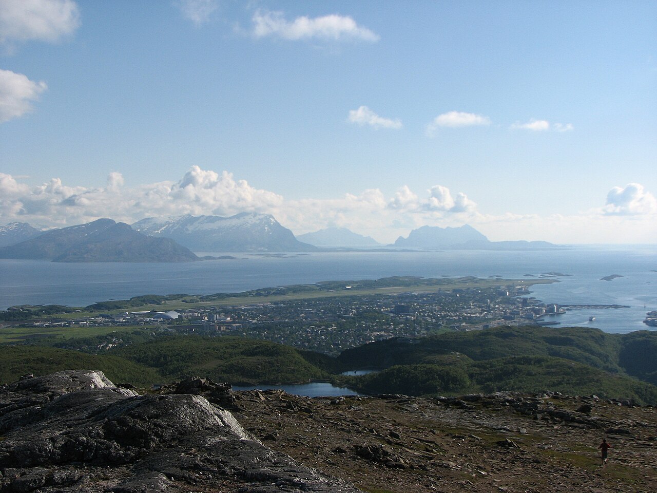 Utsikt over Bodøhalvøya og Saltfjorden fra Keiservarden
