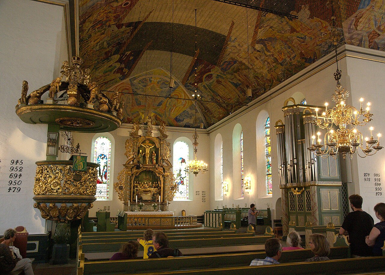 Interiør i Oslo domkirke mot altertavlen, festivalens hovedarena
