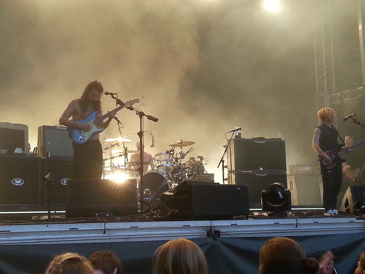 Biffy Clyro live på scenen under Bergenfest 2016 på Bergenhus Festning