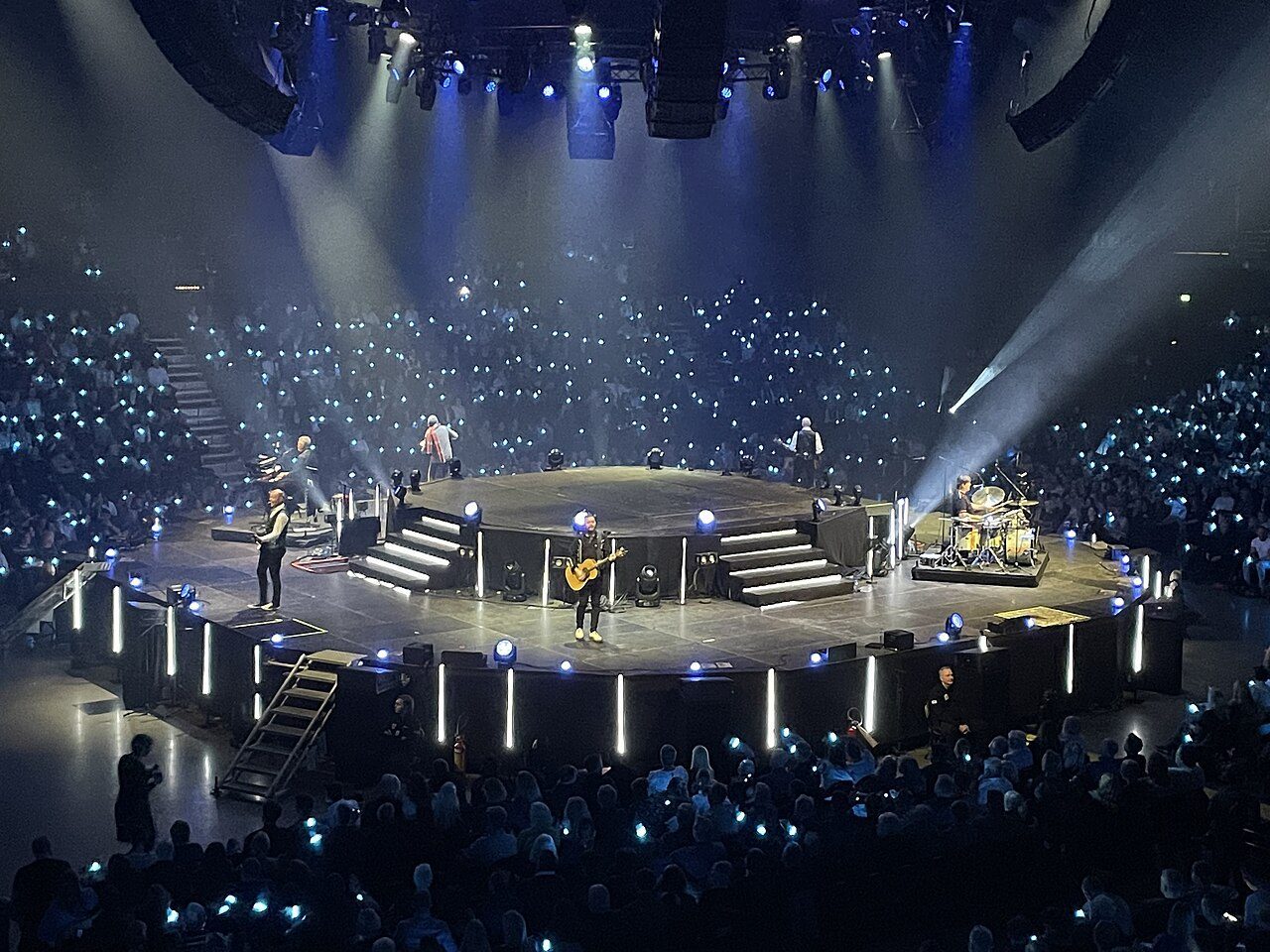 Konsert i Oslo Spektrum med fullt sal