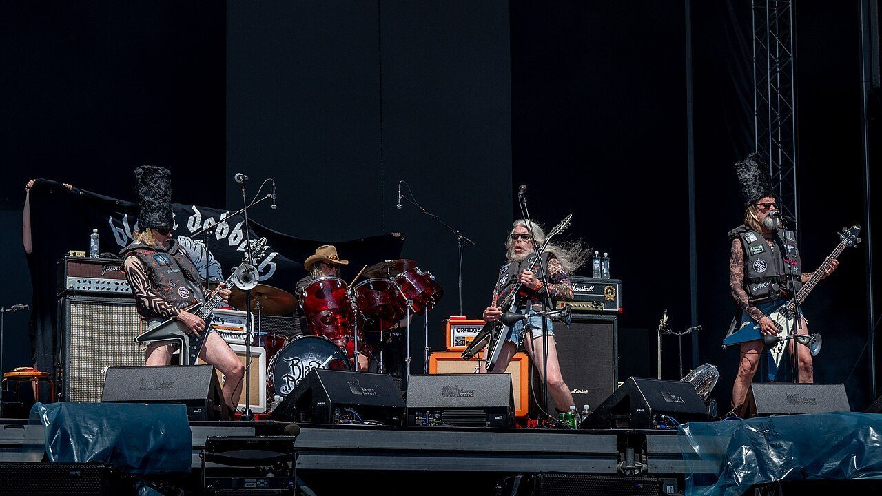 Black Debbath på scenen under Tons of Rock 2024 på Ekebergsletta
