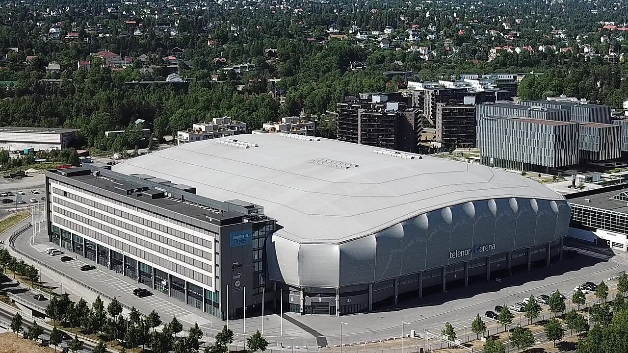 Unity Arena (tidligere Telenor Arena) p&aring; Fornebu sett fra luften